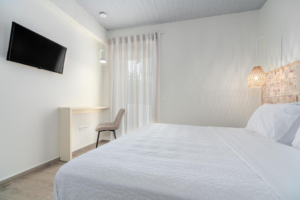 Costa Vasia Boutique Apartments Βραχάτι Εξωτερικό φωτογραφία